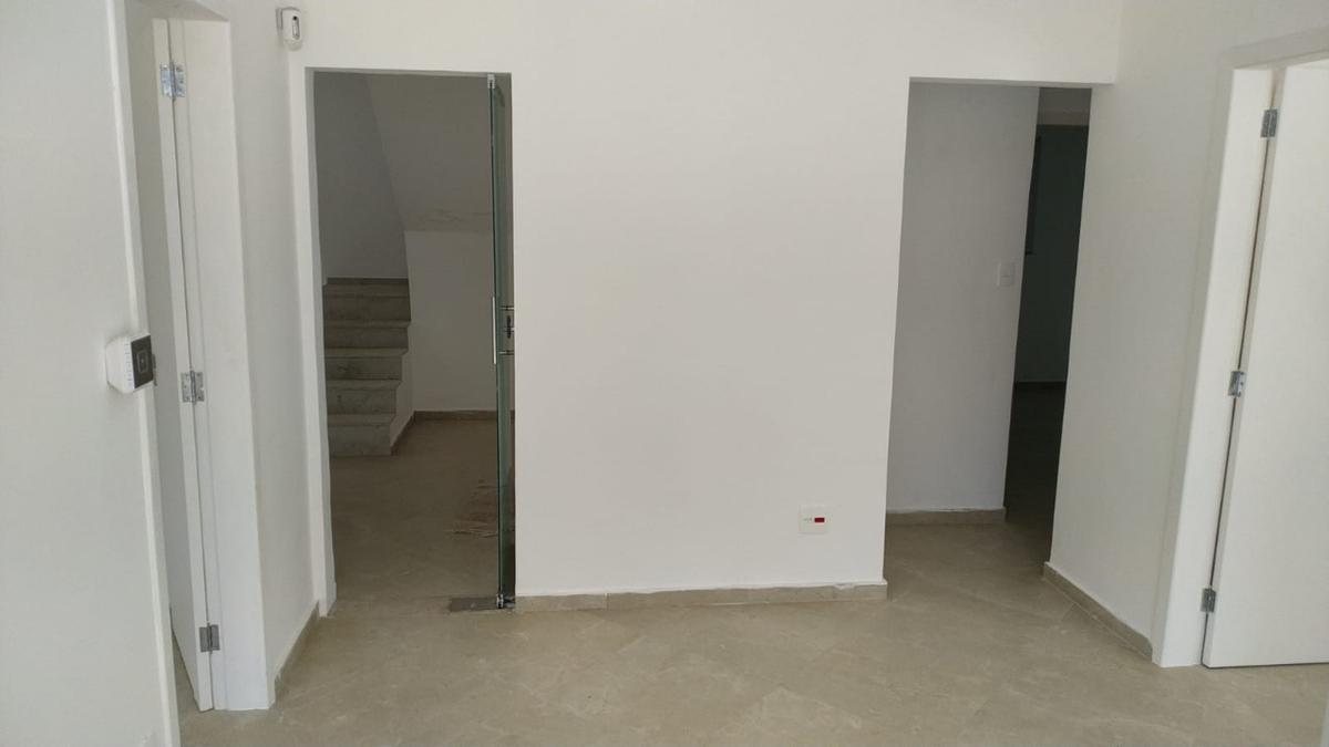 Casa Comercial, Barro Preto, 8 Quartos, 4 Vagas