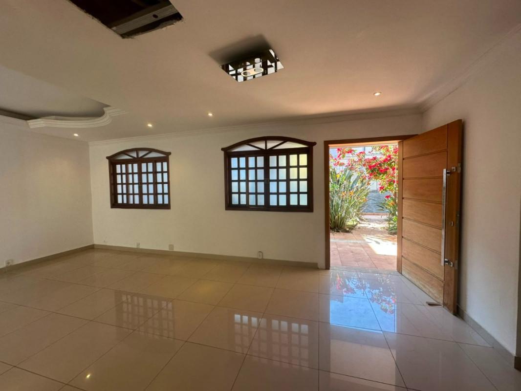 Casa, Alto Caiçaras, 6 Quartos, 10 Vagas, 3 Suítes