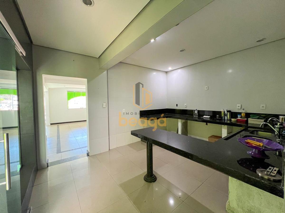 Casa, Álvaro Camargos, 4 Quartos, 5 Vagas, 1 Suíte