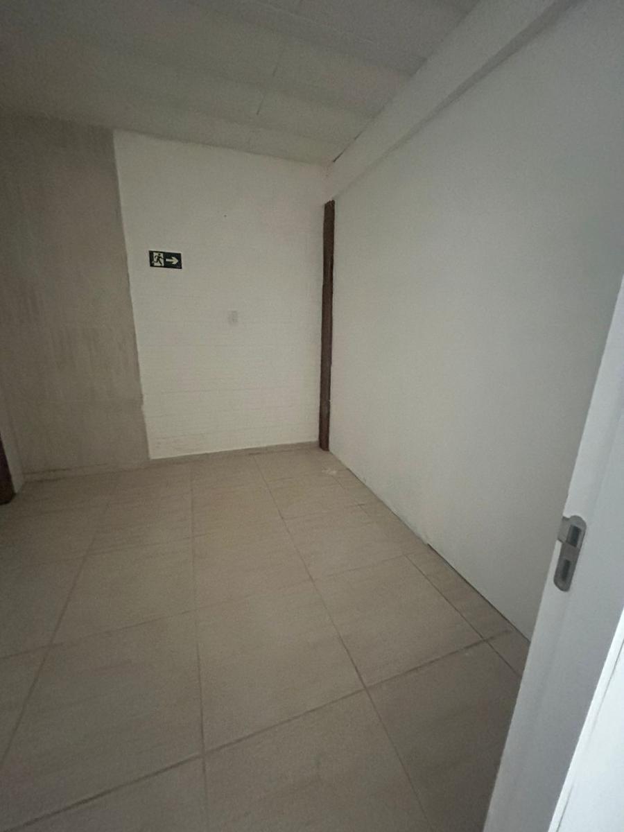 Quitinete, Centro, 2 Quartos, 0 Vaga