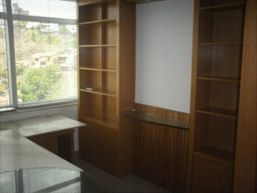 Sala, Santa Lúcia, 1 Vaga