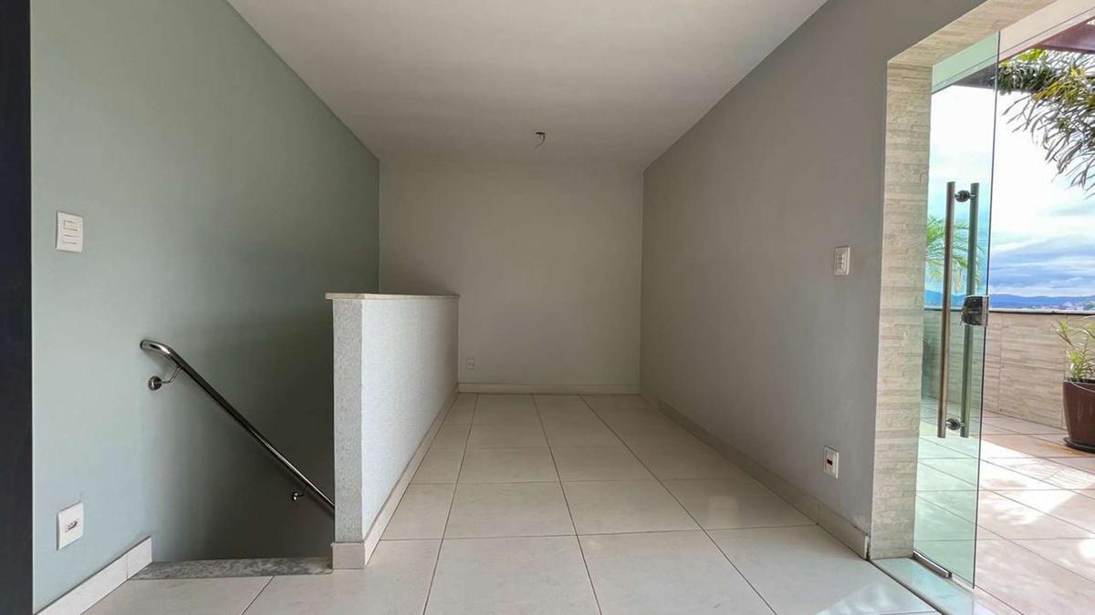 Cobertura, Santa Rosa, 3 Quartos, 3 Vagas, 2 Suítes