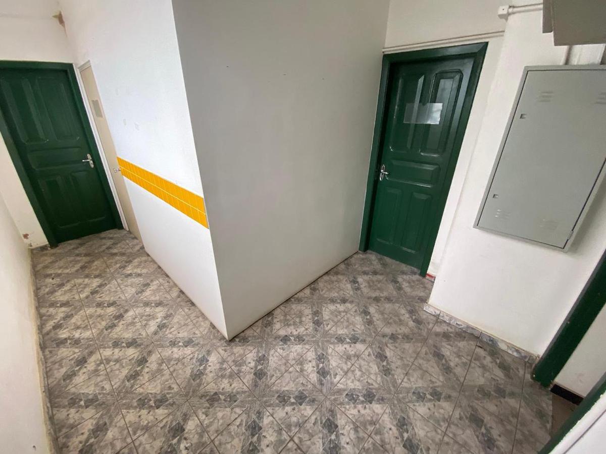 Prédio, São Francisco, 0 Quarto, 20 Vagas