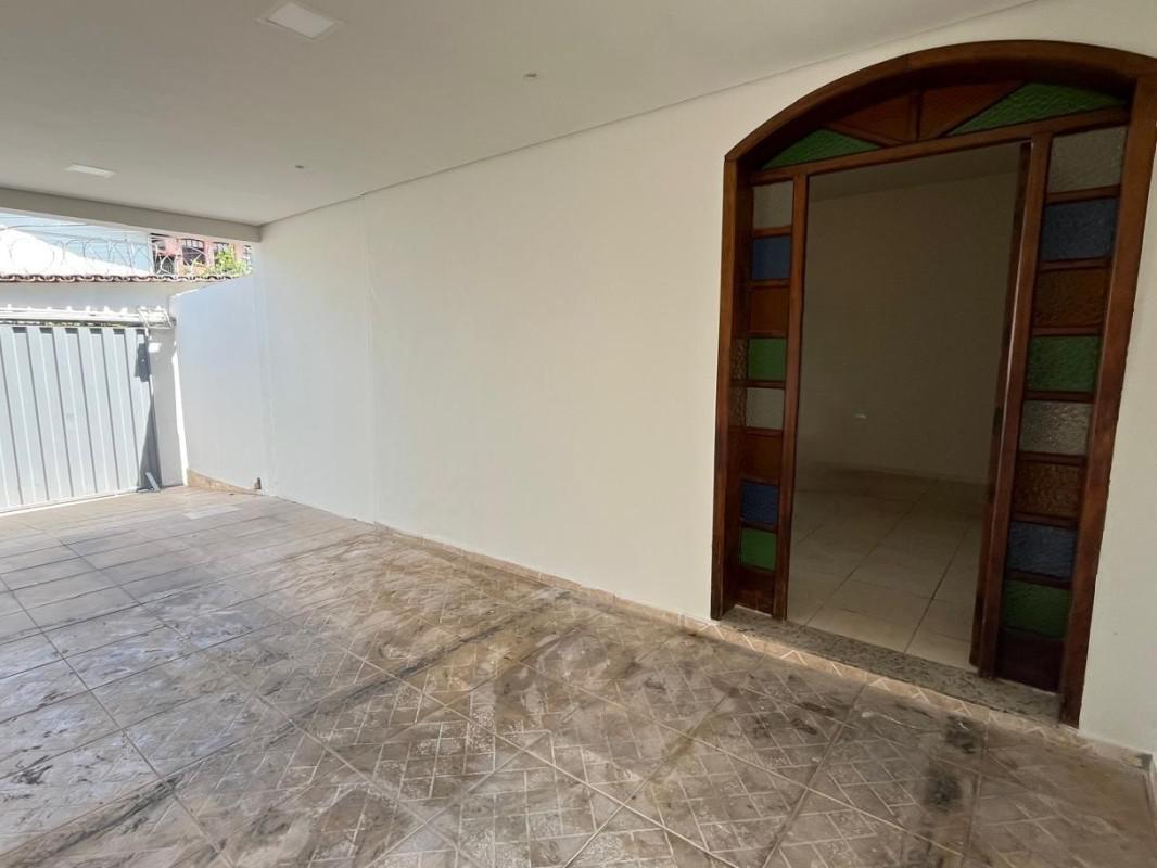 Casa, Padre Eustáquio, 3 Quartos, 2 Vagas, 1 Suíte