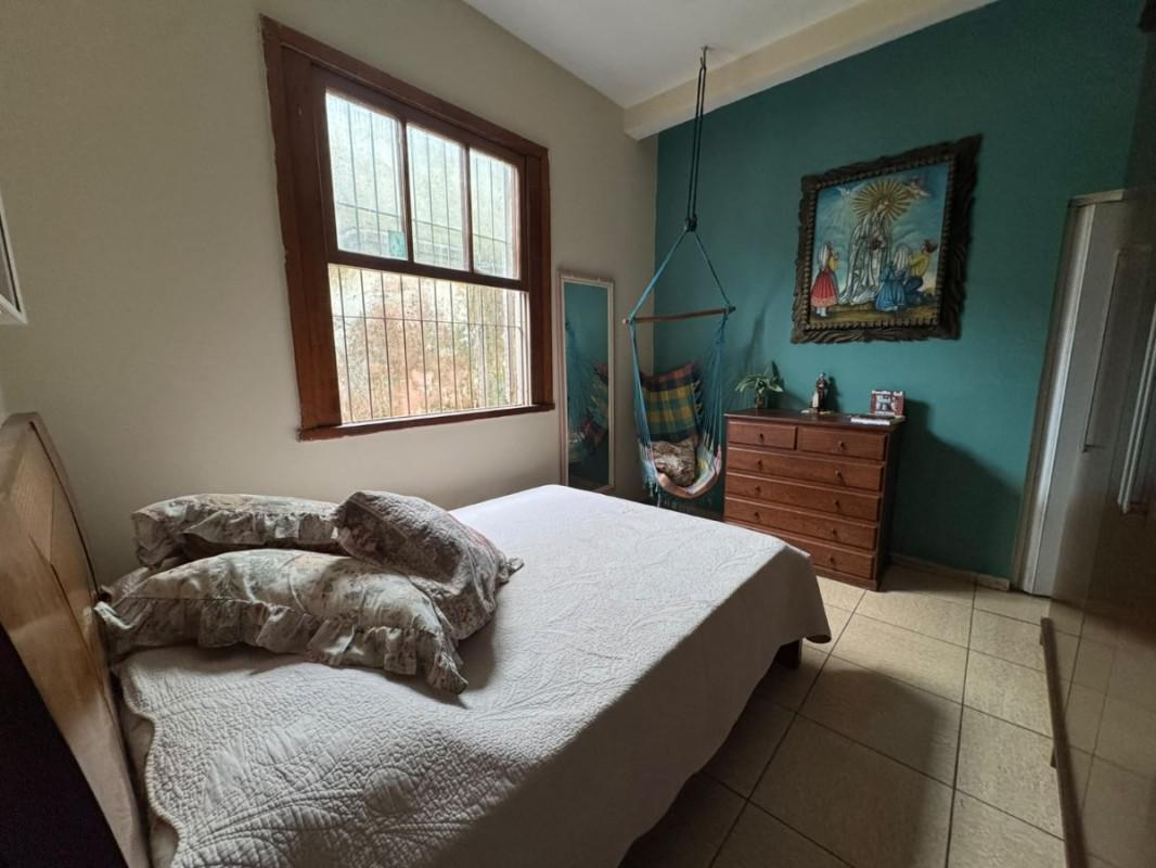 Casa, Concórdia, 4 Quartos, 2 Vagas, 1 Suíte