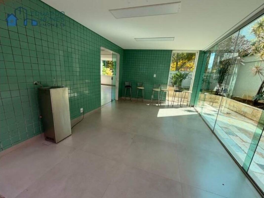 Apartamento, Cruzeiro, 4 Quartos, 2 Vagas, 1 Suíte