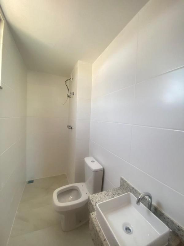 Cobertura, Tirol (barreiro), 3 Quartos, 2 Vagas, 1 Suíte