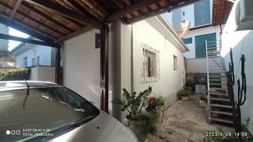 Casa, Centro, 3 Quartos, 5 Vagas, 1 Suíte