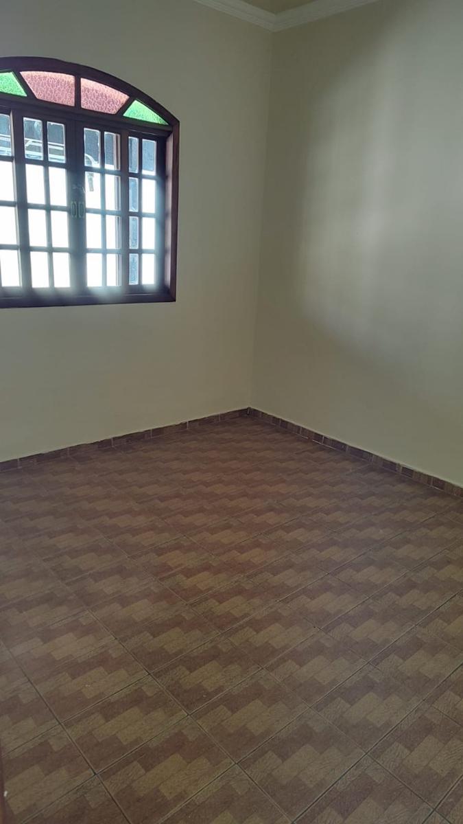 Casa, Piratininga (venda Nova), 3 Quartos, 5 Vagas, 1 Suíte