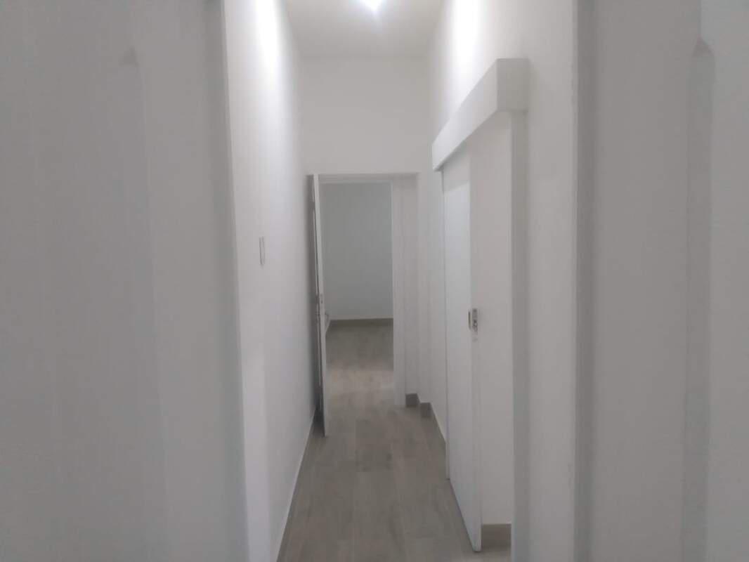 Casa, Floresta, 3 Quartos, 8 Vagas, 1 Suíte