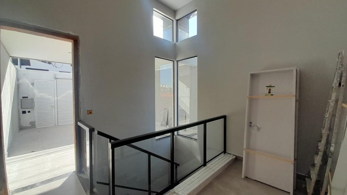 Casa, Parque Maracanã, 3 Quartos, 2 Vagas, 1 Suíte