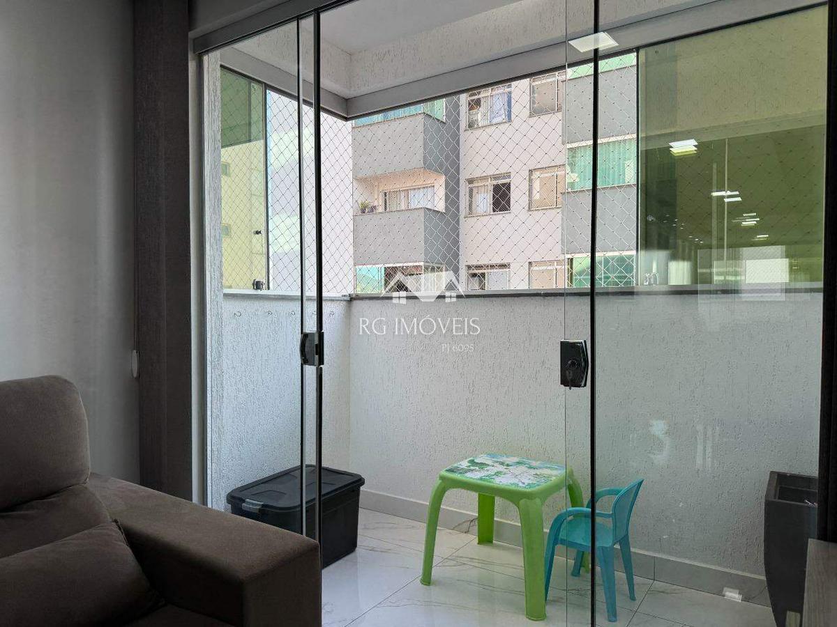 Apartamento, Teixeira Dias, 2 Quartos, 1 Vaga