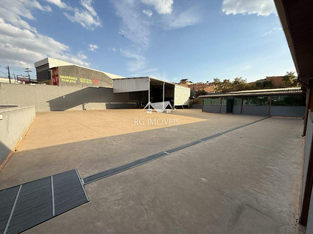 Galpão, Jatobá (barreiro), 0 Quarto, 40 Vagas