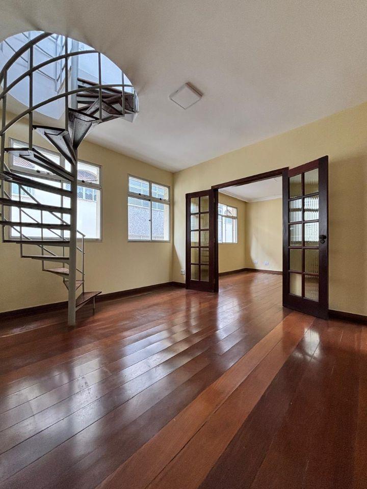 Cobertura, Cidade Nova, 6 Quartos, 2 Vagas, 1 Suíte