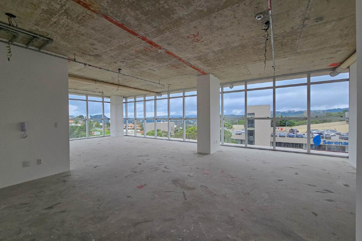 Sala, Vila da Serra, 0 Quarto, 0 Vaga