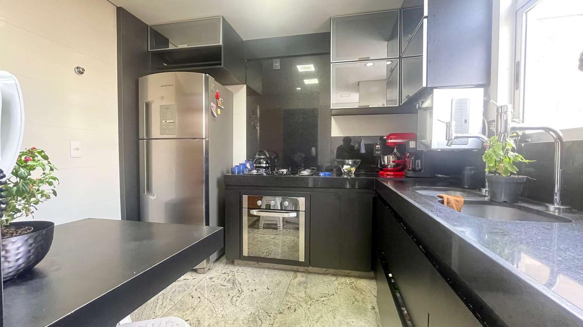 Apartamento, Buritis, 3 Quartos, 2 Vagas, 1 Suíte
