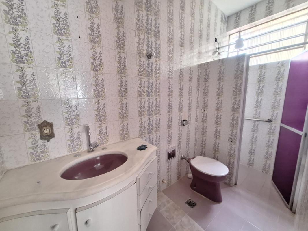 Casa Comercial, Cidade Nova, 4 Quartos, 2 Vagas, 1 Suíte