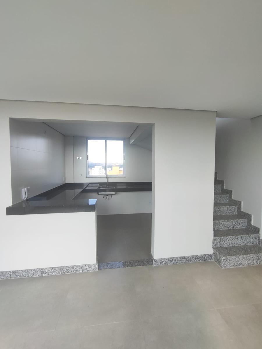 Cobertura, Prado, 3 Quartos, 4 Vagas, 1 Suíte