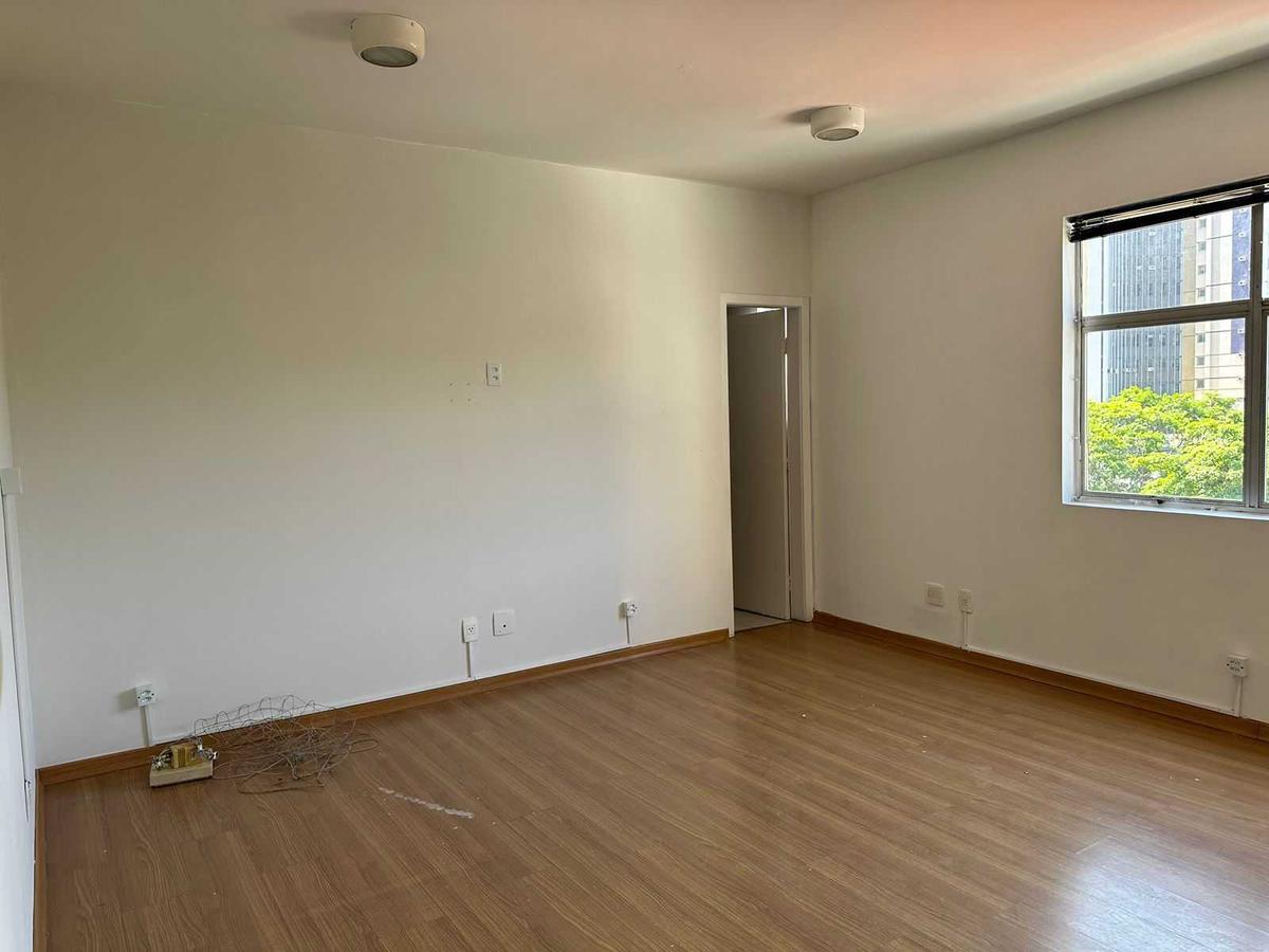 Sala, Lourdes, 1 Quarto, 0 Vaga