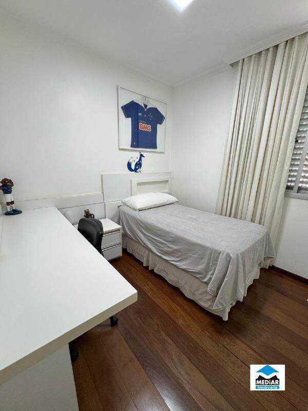 Apartamento, Silveira, 4 Quartos, 2 Vagas, 1 Suíte