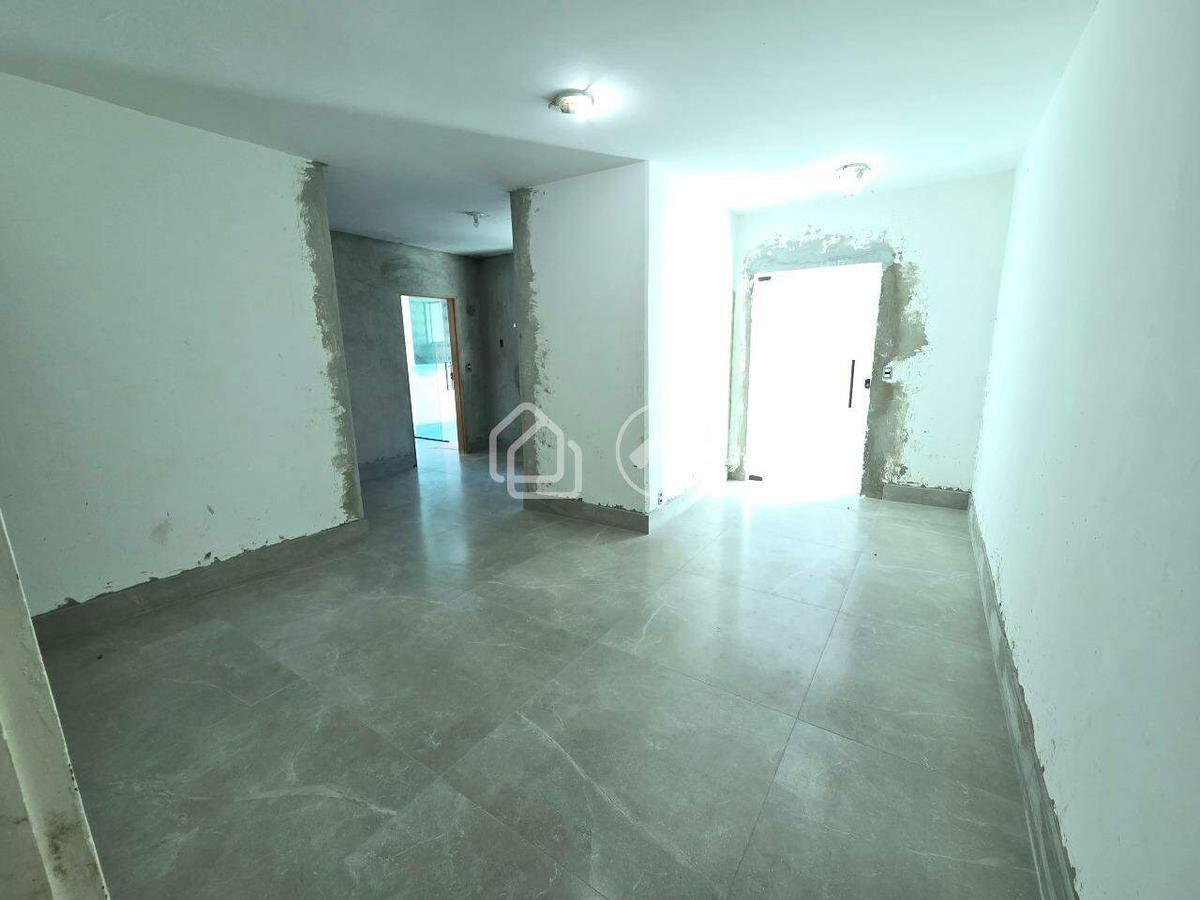 Casa, Buritis, 3 Quartos, 4 Vagas, 2 Suítes