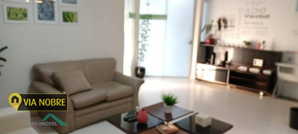 Casa, Estoril, 7 Quartos, 3 Vagas, 3 Suítes