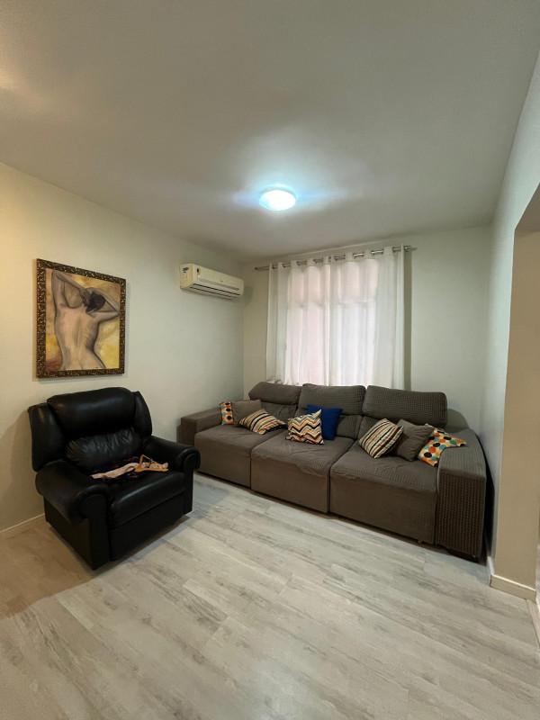 Casa, Tirol (barreiro), 4 Quartos, 3 Vagas, 1 Suíte