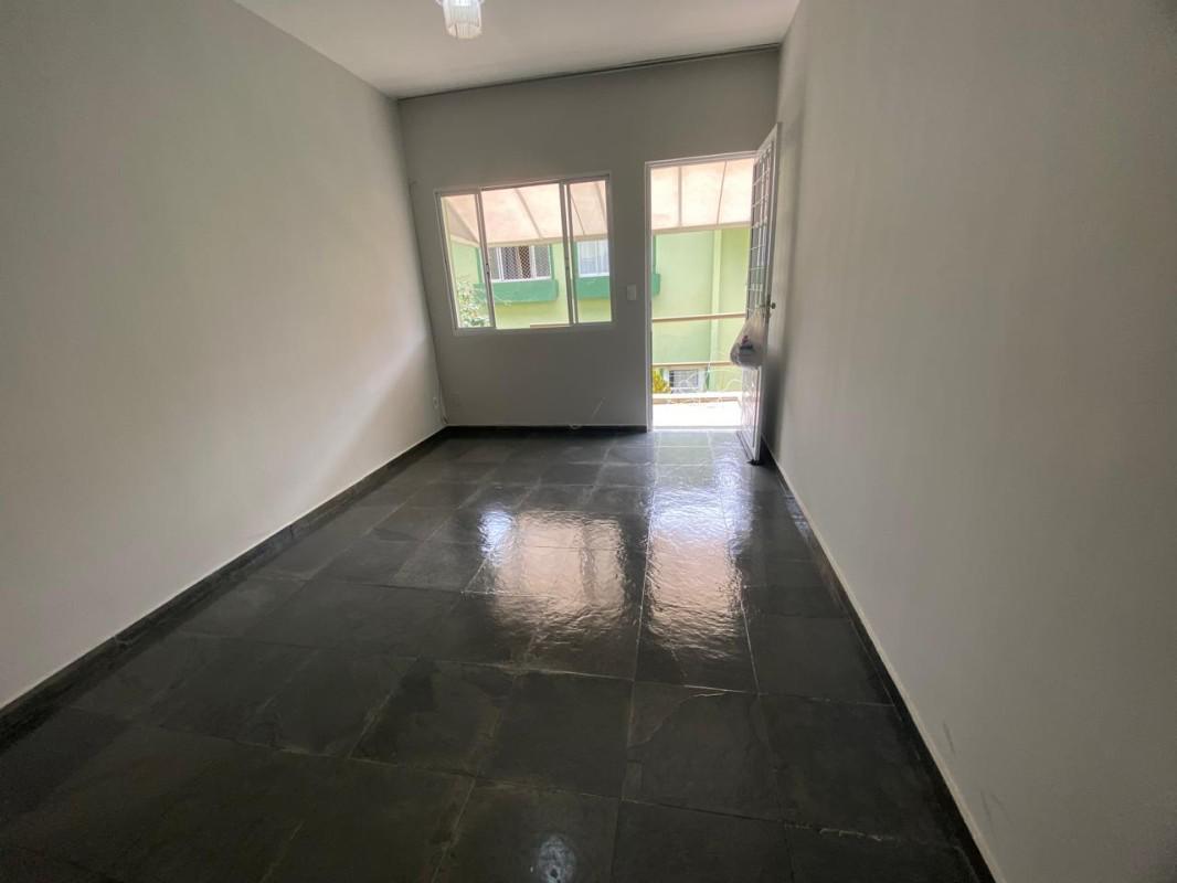 Casa, Nova Cachoeirinha, 2 Quartos, 1 Vaga
