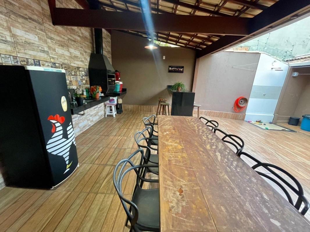 Casa, Parque Xangri-lá, 2 Quartos, 2 Vagas, 1 Suíte