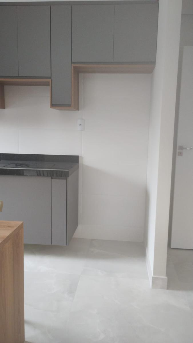 Apartamento, Sagrada Família, 3 Quartos, 2 Vagas, 1 Suíte