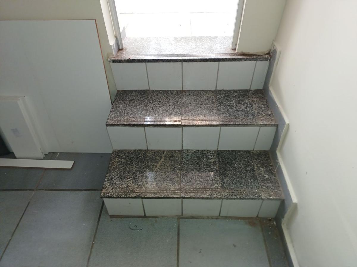Quitinete, Santa Cruz, 0 Quarto, 0 Vaga