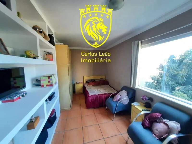 Casa, Planalto, 6 Quartos, 2 Vagas, 1 Suíte