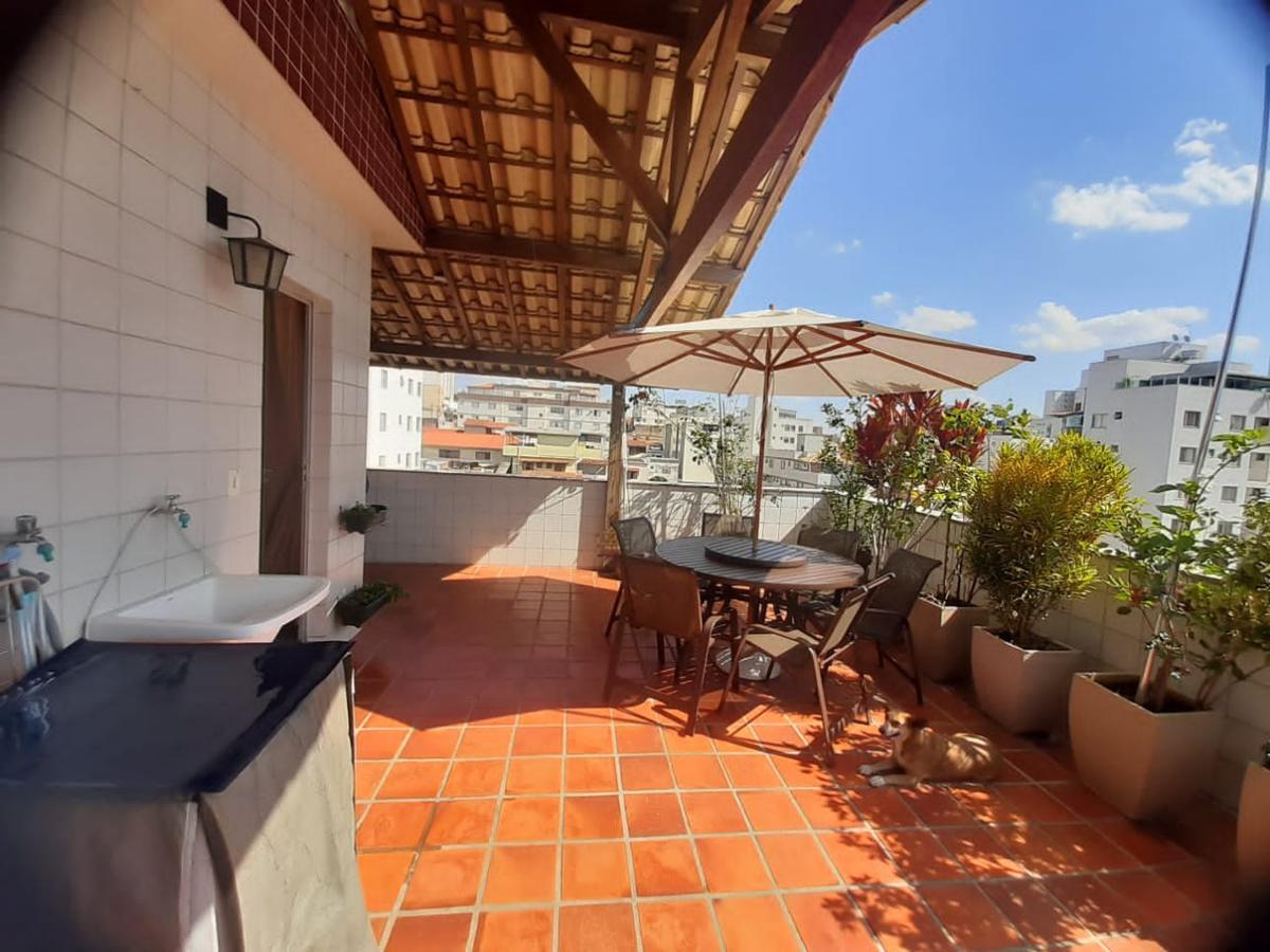 Cobertura, Sagrada Família, 3 Quartos, 2 Vagas, 1 Suíte