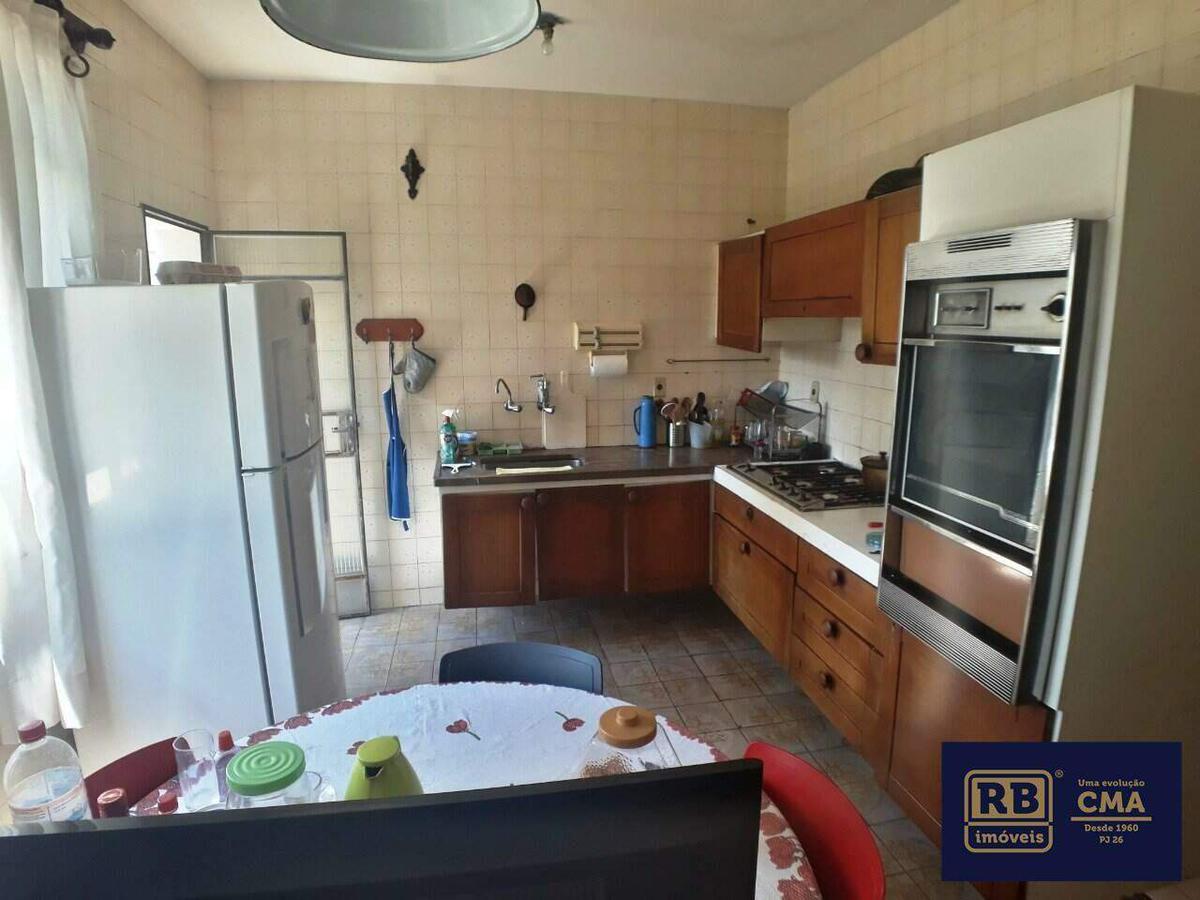 Casa, Coração de Jesus, 3 Quartos, 4 Vagas, 1 Suíte