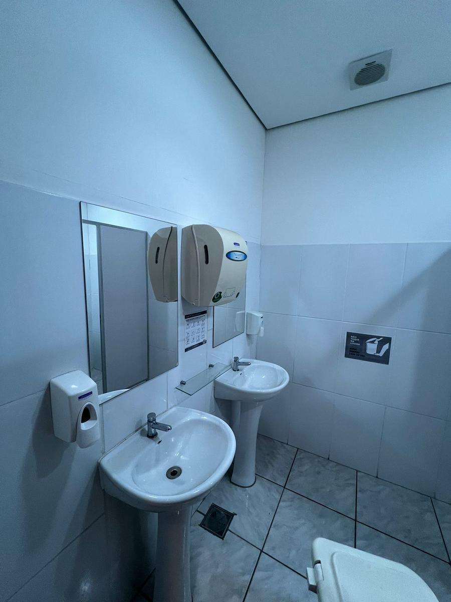 Andar, Estoril, 0 Quarto, 17 Vagas