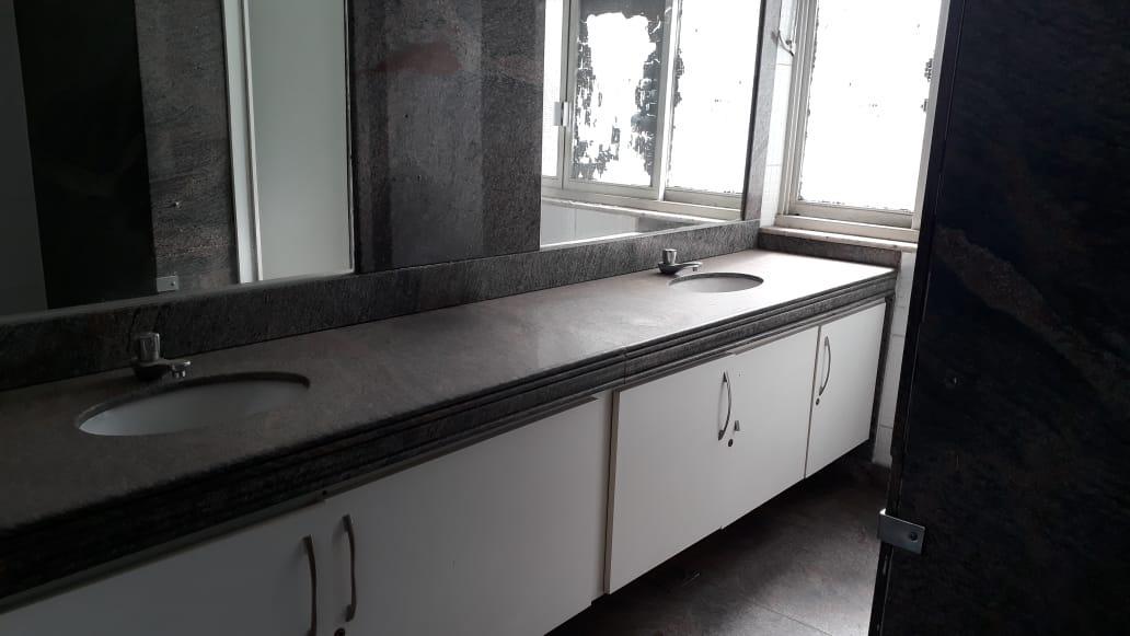 Ponto Comercial, Barro Preto
