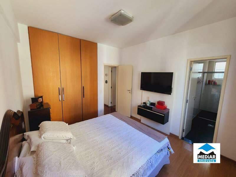 Apartamento, Funcionários, 4 Quartos, 2 Vagas, 1 Suíte