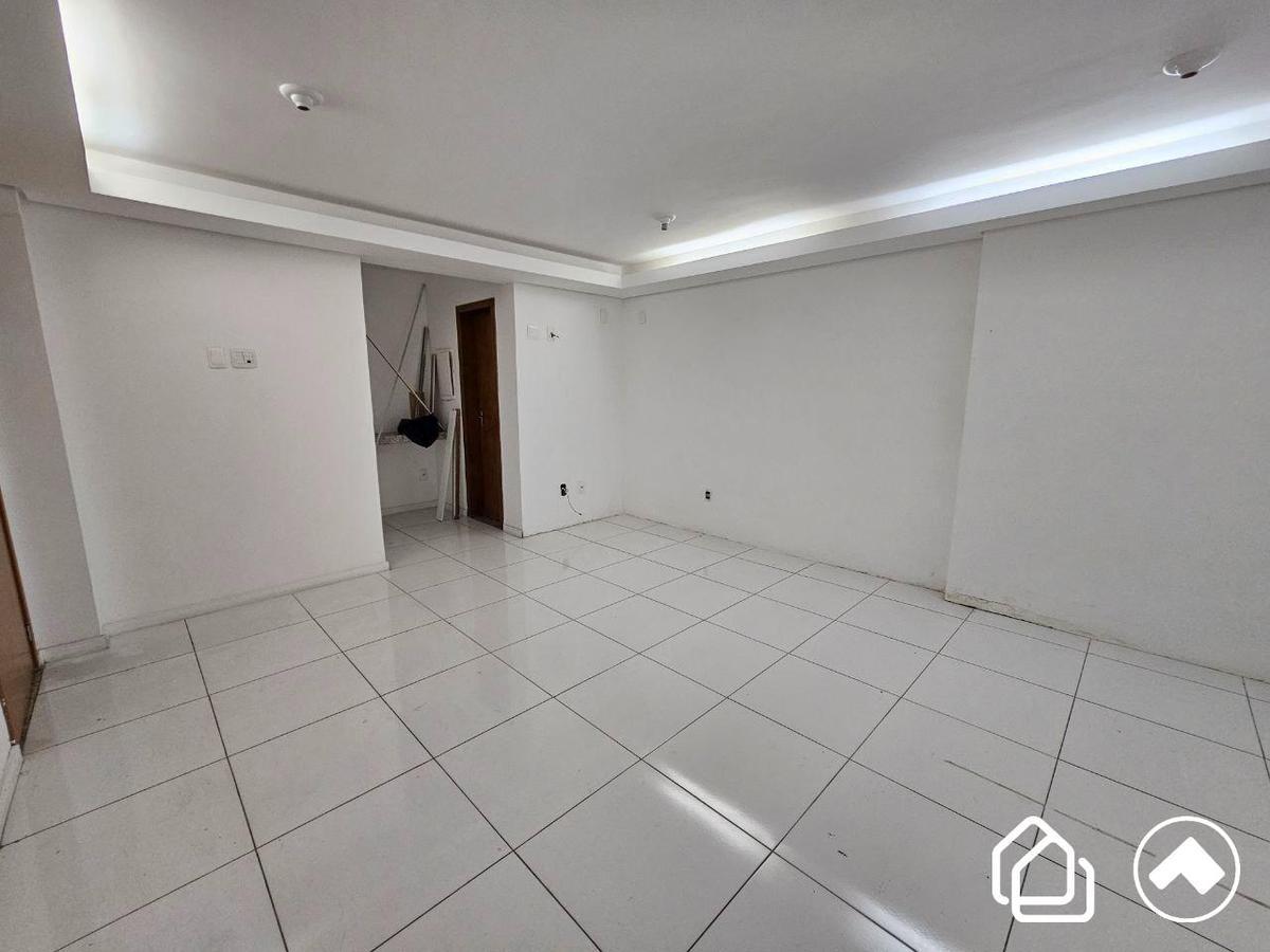 Sala, Barro Preto