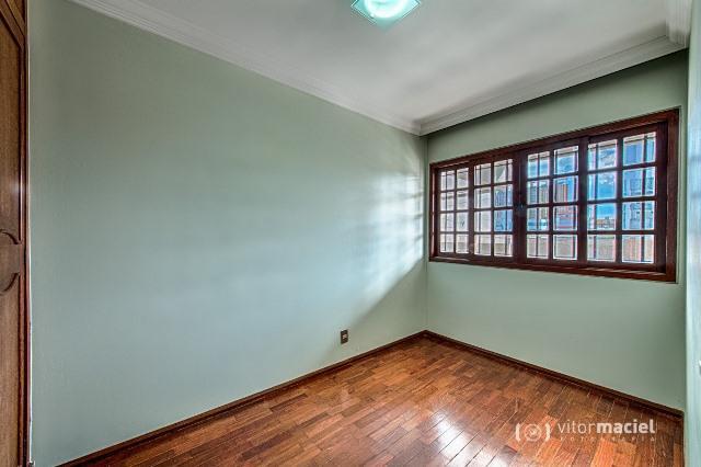 Casa, Cidade Nova, 4 Quartos, 4 Vagas, 1 Suíte
