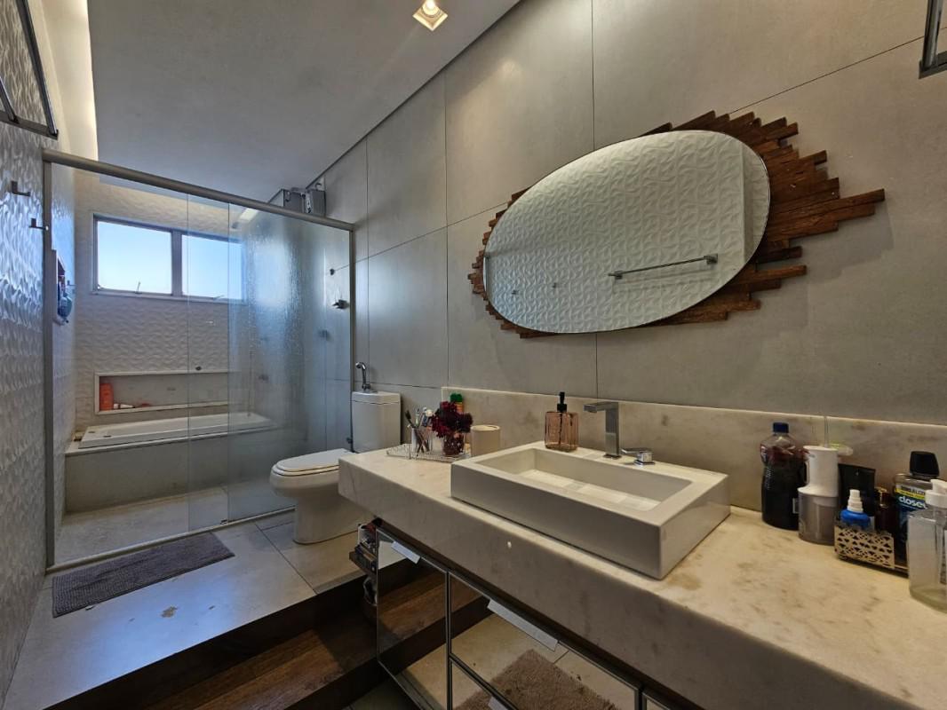 Apartamento, Luxemburgo, 4 Quartos, 3 Vagas, 1 Suíte