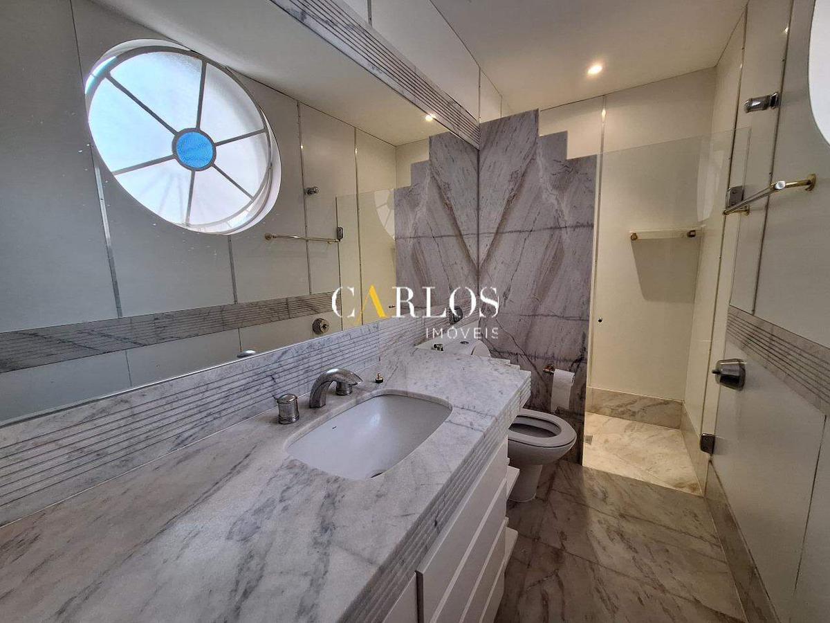 Casa, Anchieta, 6 Quartos, 3 Vagas, 3 Suítes