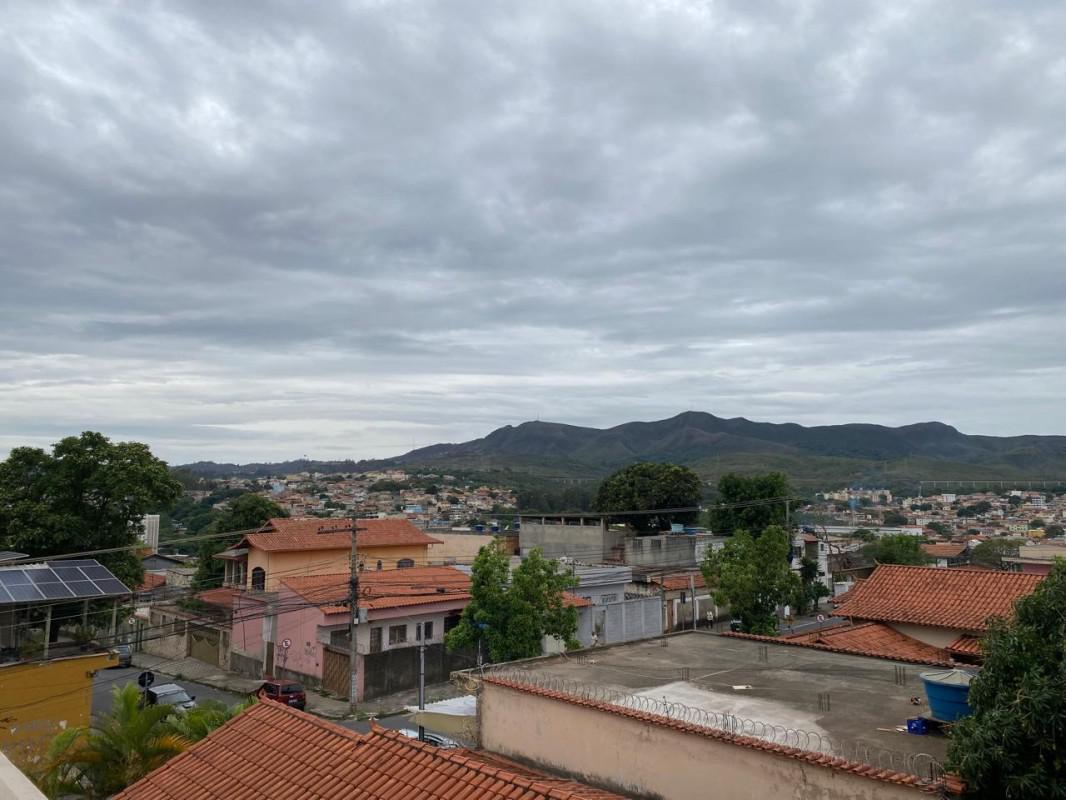 Apartamento, Miramar (barreiro), 2 Quartos, 1 Vaga