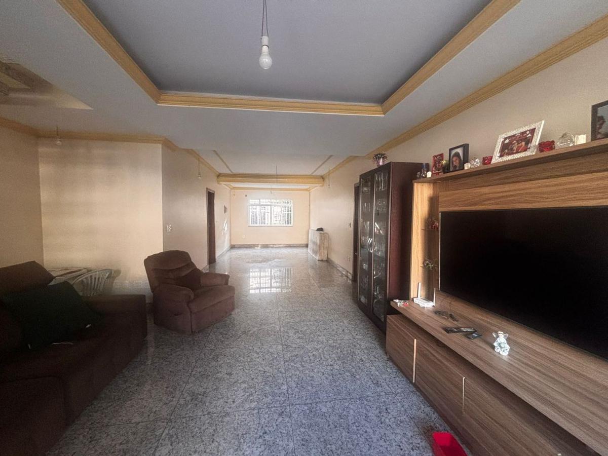Casa, Nova Floresta, 6 Quartos, 3 Vagas, 4 Suítes