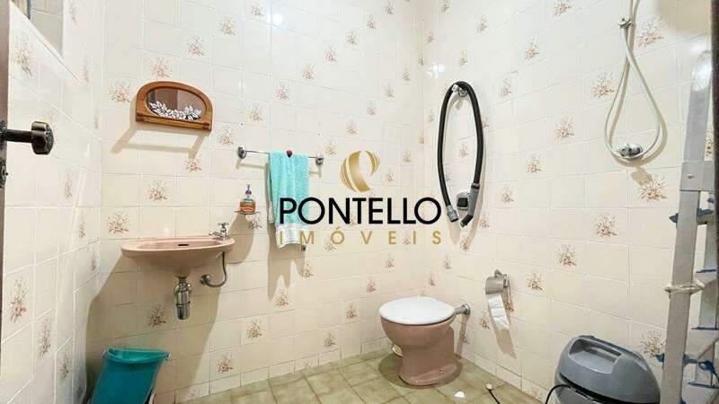 Casa, Luxemburgo, 5 Quartos, 4 Vagas, 2 Suítes