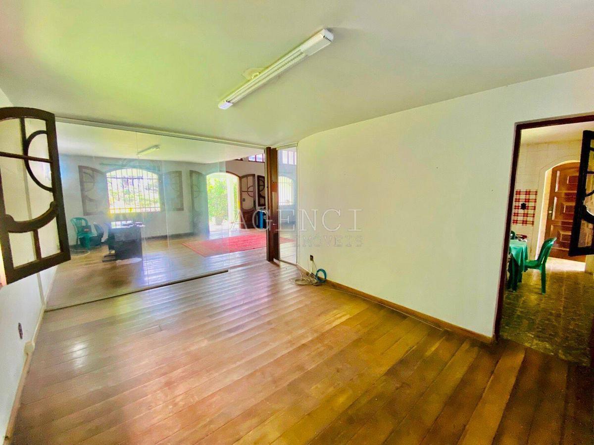 Casa, Bandeirantes (pampulha), 4 Quartos, 0 Vaga, 1 Suíte