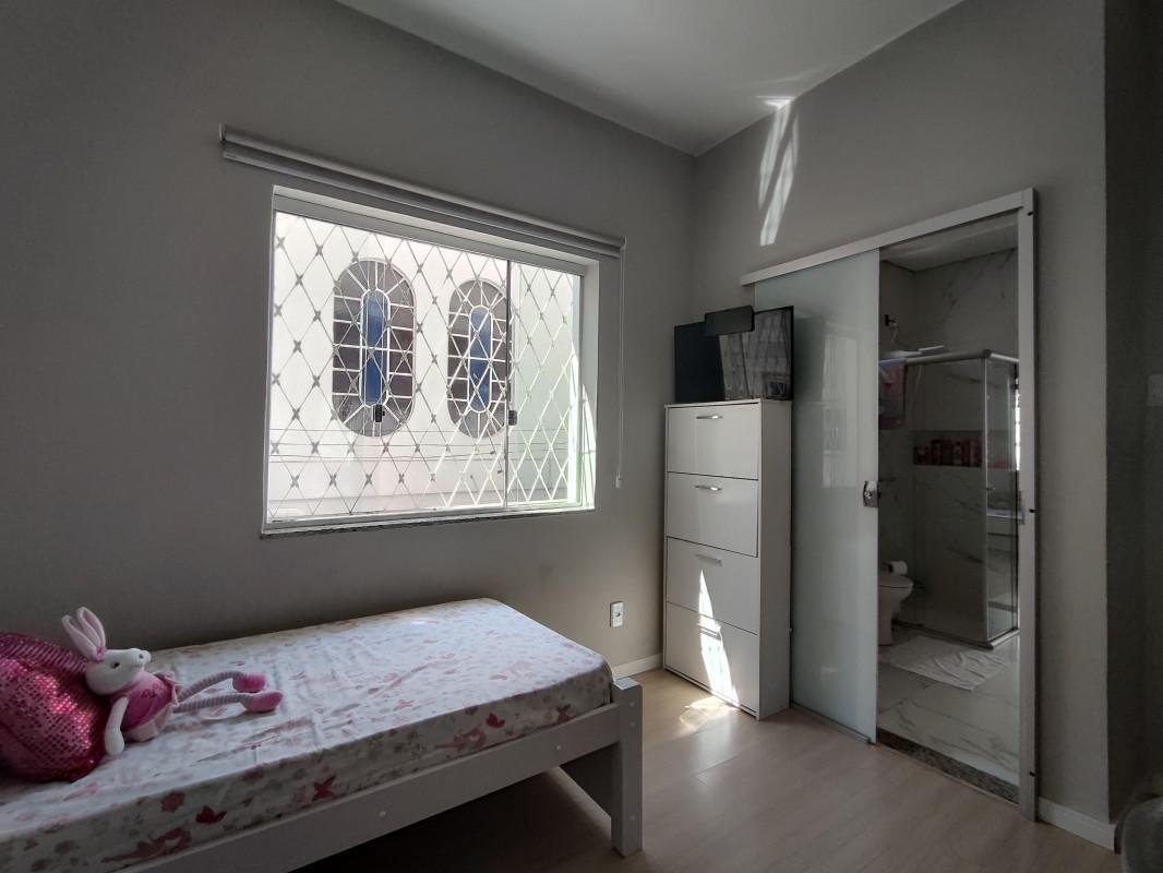 Casa, Nova Suíssa, 4 Quartos, 5 Vagas, 4 Suítes