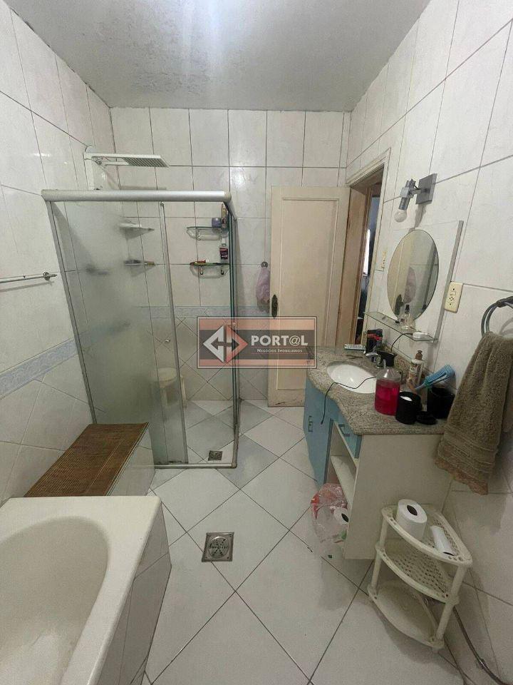 Apartamento, Centro, 4 Quartos, 0 Vaga, 1 Suíte