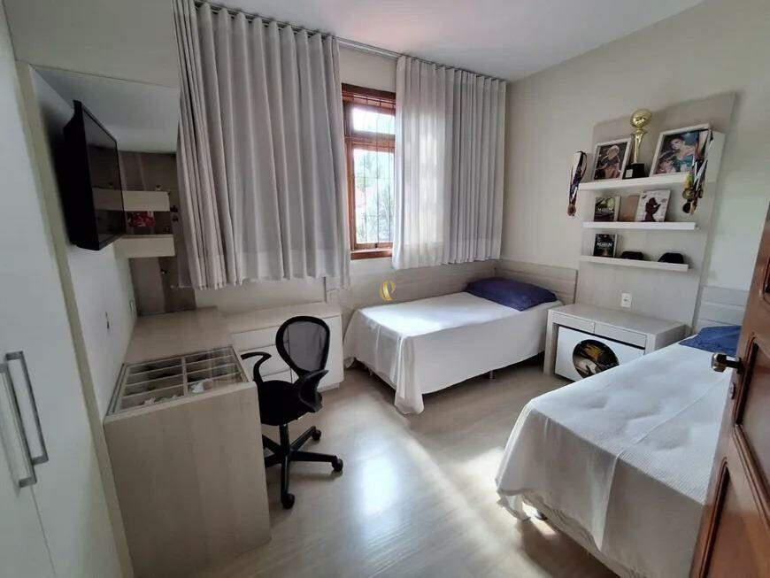 Casa, Itapoã, 5 Quartos, 3 Vagas, 2 Suítes