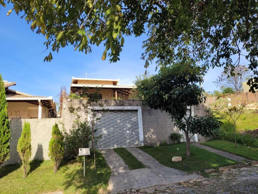 Casa, Tropical, 2 Quartos, 4 Vagas, 1 Suíte