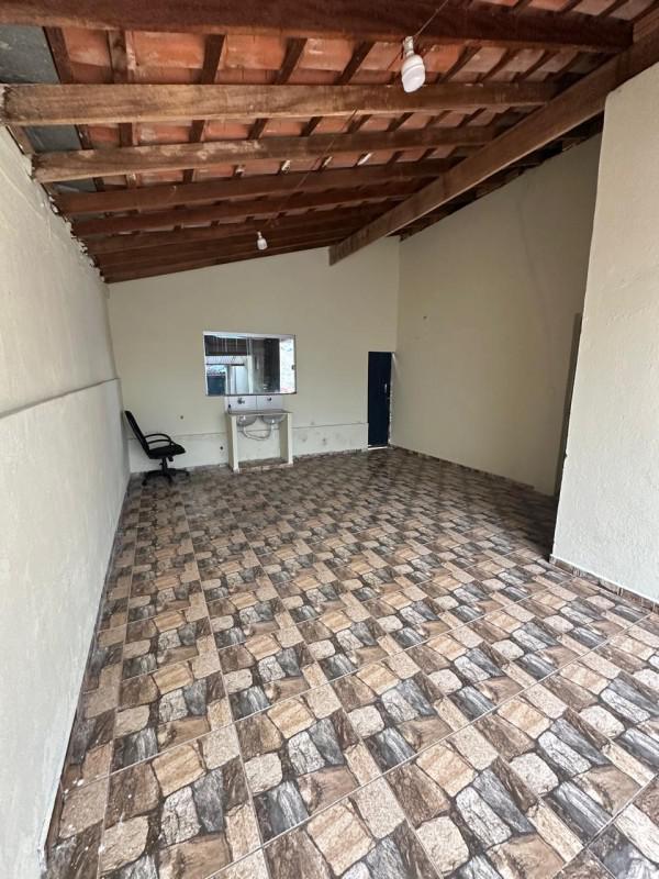 Casa, Jardim Corcetti I, 2 Quartos, 1 Vaga, 1 Suíte